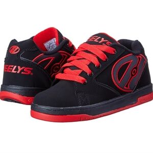 New with box Heelys Black and Red Skate Shoes size yth6